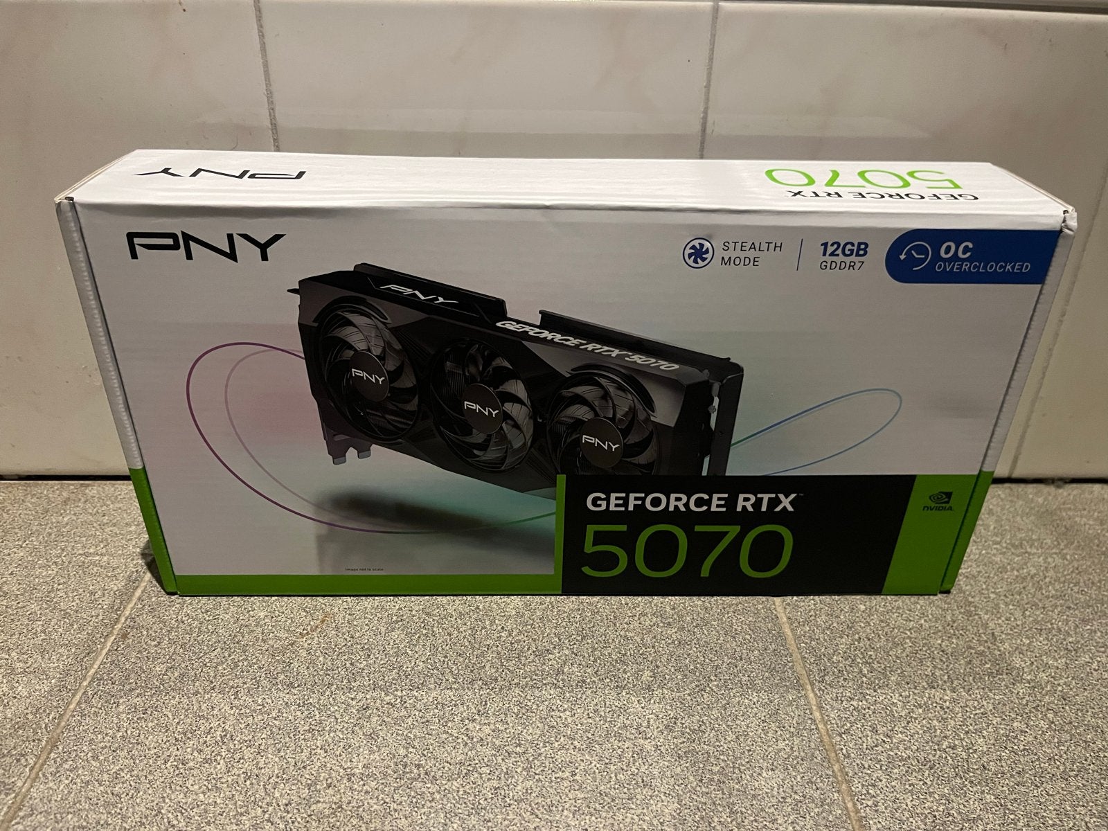 PNY GeForce RTX 5070 12GB GDDR7 Grafische Kaart, Computers en Software, HDMI, GDDR6, PCI-Express 4, Nieuw