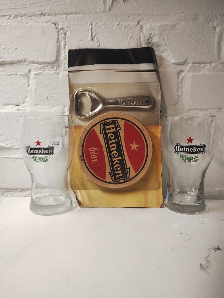 Heineken cadeau set: glazen, opener en viltjes, Ophalen of Verzenden, Nieuw, Overige typen, Heineken