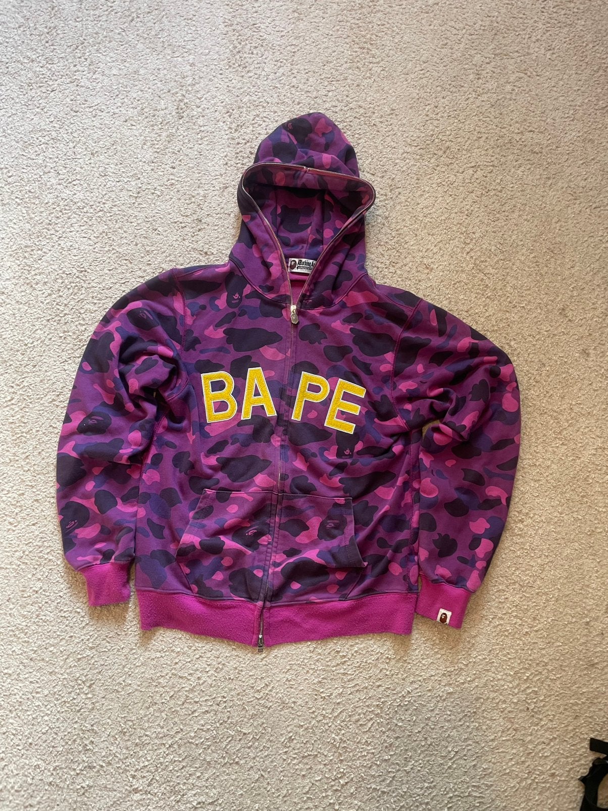 Bape vest replica, Ophalen of Verzenden, Zo goed als nieuw, Maat 52/54 (L), Roze