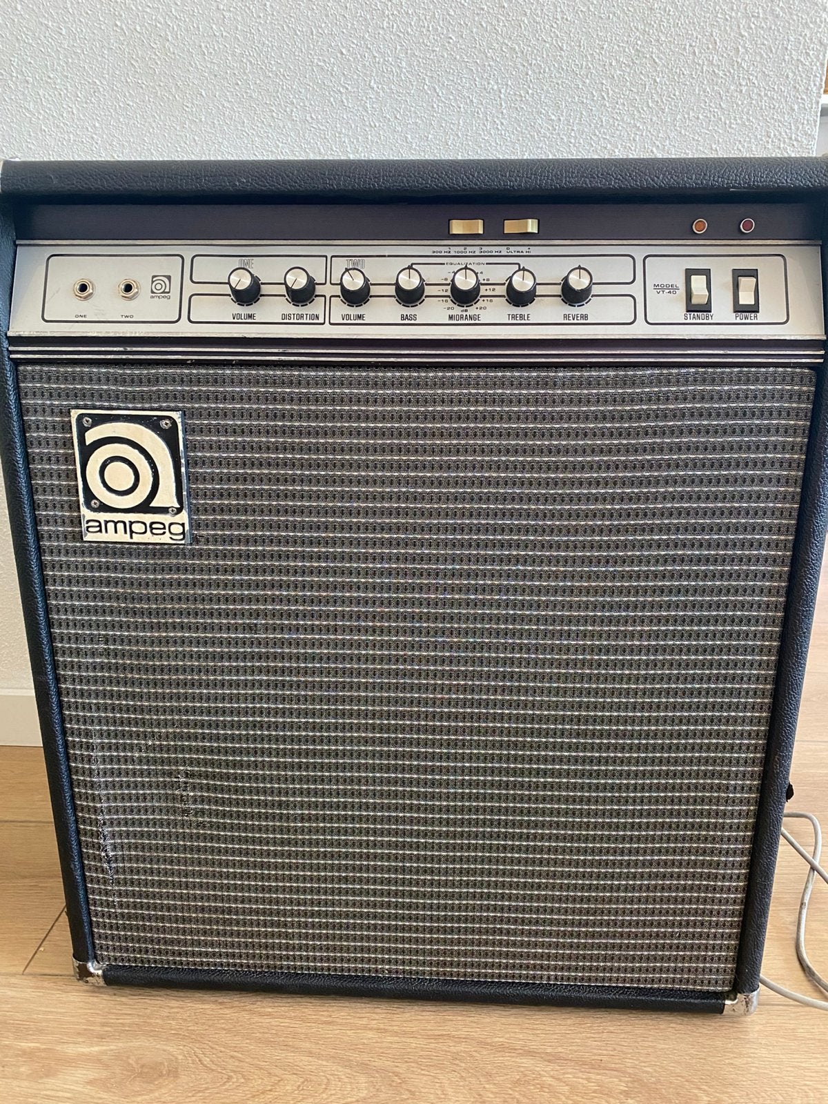 Ampeg VT-40, 4x10 60 watt (Songs for the Deaf, QOTSA), Muziek en Instrumenten, Versterkers | Bas en Gitaar, Gebruikt, Gitaar, 50 tot 100 watt