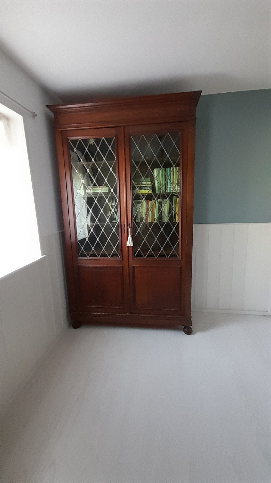 2 deurs kast, Huis en Inrichting, Ophalen, 100 tot 150 cm, 150 tot 200 cm, 25 tot 50 cm