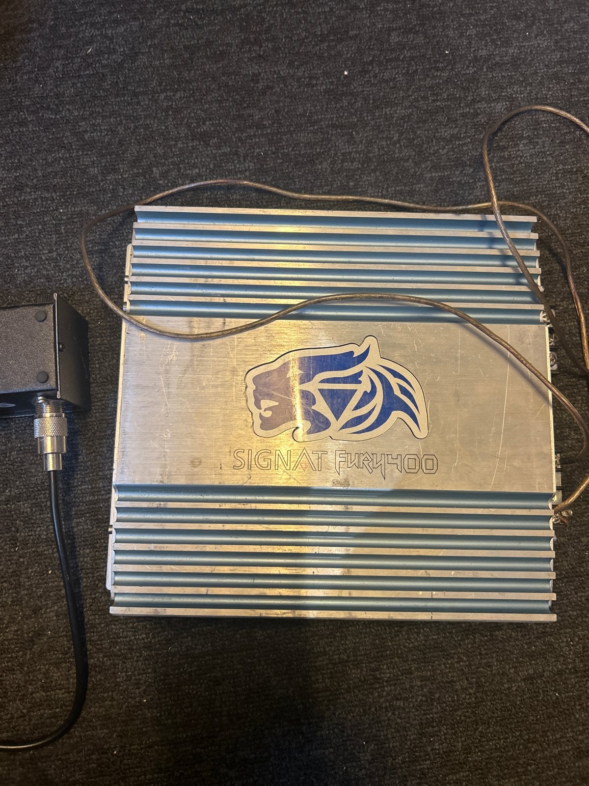 Signat Fury 400 Versterker - Gebruikt, Overige merken, Ophalen of Verzenden, Minder dan 60 watt, Gebruikt
