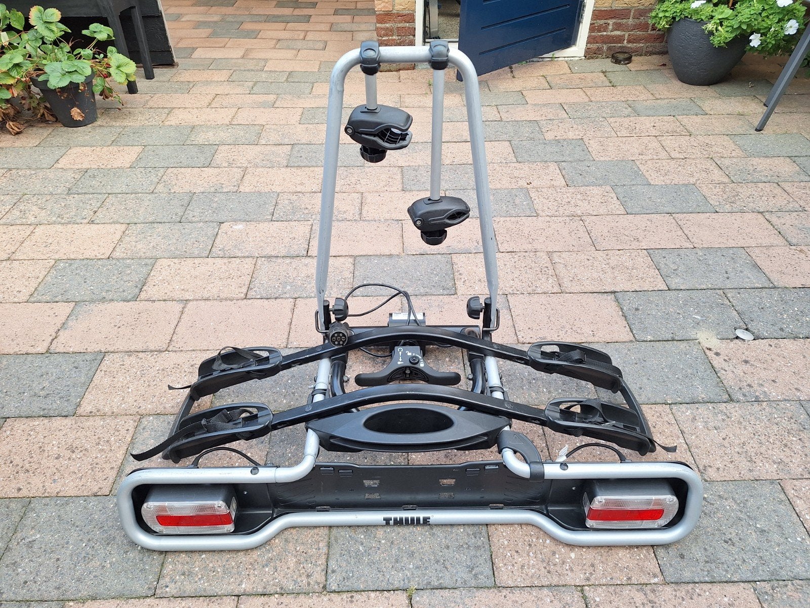 Thule EuroRide 940 Fietsendrager voor 2 fietsen, Ophalen, Brede banden, Zo goed als nieuw, 2 fietsen