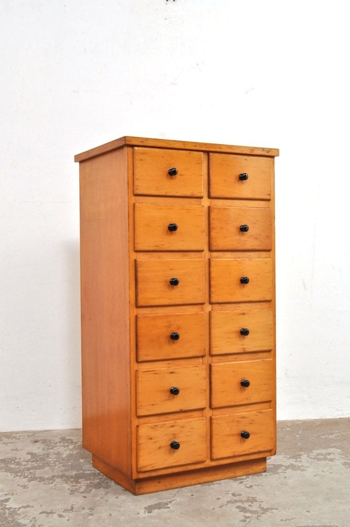 Vintage beukenhouten ladekast schoolkast kastje jaren 50, Minder dan 50 cm, Gebruikt, 5 laden of meer, Ophalen of Verzenden