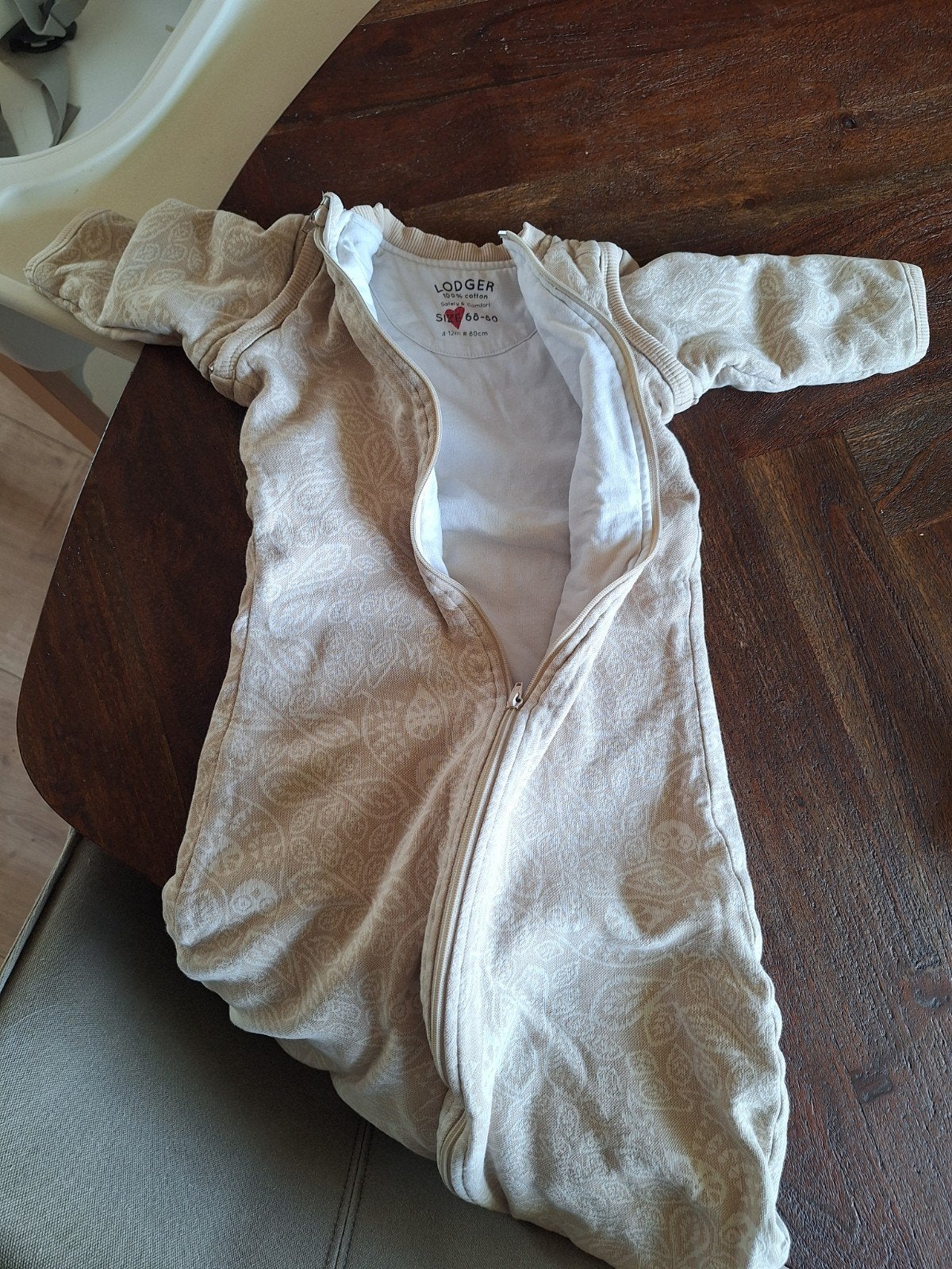 Lodger Hopper slaapzak 68-80 beige, Kinderen en Baby's, Lodger, Ophalen of Verzenden, Zo goed als nieuw, Dubbele rits