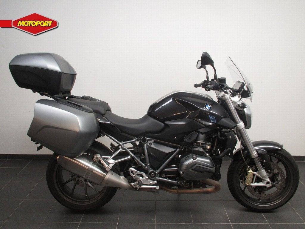 BMW R 1200 R (bj 2016), Motoren, Einsteinlaan 5
2289 CC  Rijswijk, NL, Bedrijf, Info@bmw-motorrad.nl, Naked bike