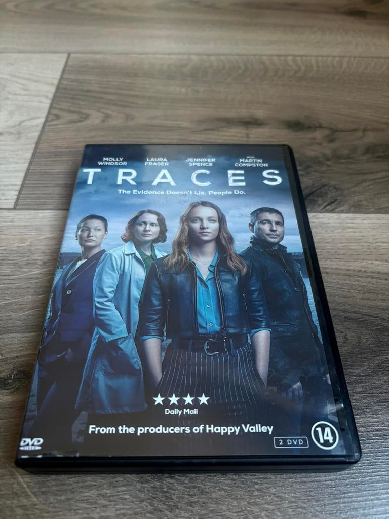 Traces complete serie, Vanaf 9 jaar, Ophalen of Verzenden, Zo goed als nieuw, Actie en Avontuur