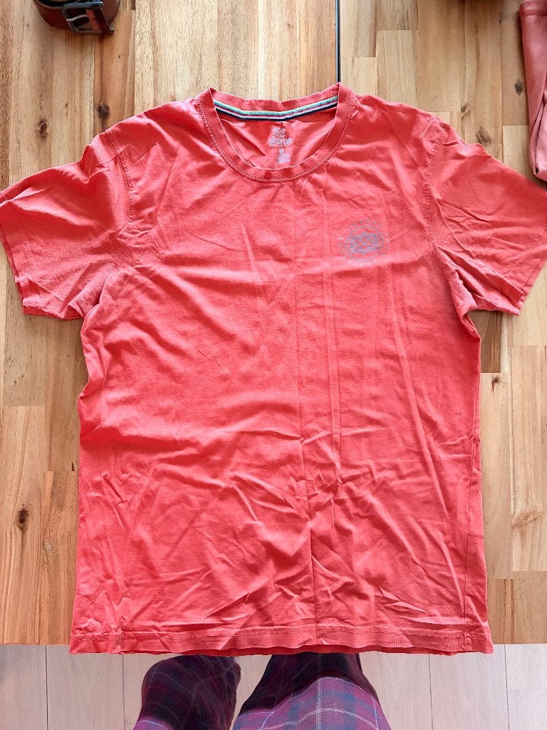 Sherpa Adventure Gear T-shirt koraalrood M biologisch katoen, Maat 48/50 (M), Sherpa Adventure Gear, Ophalen of Verzenden, Zo goed als nieuw