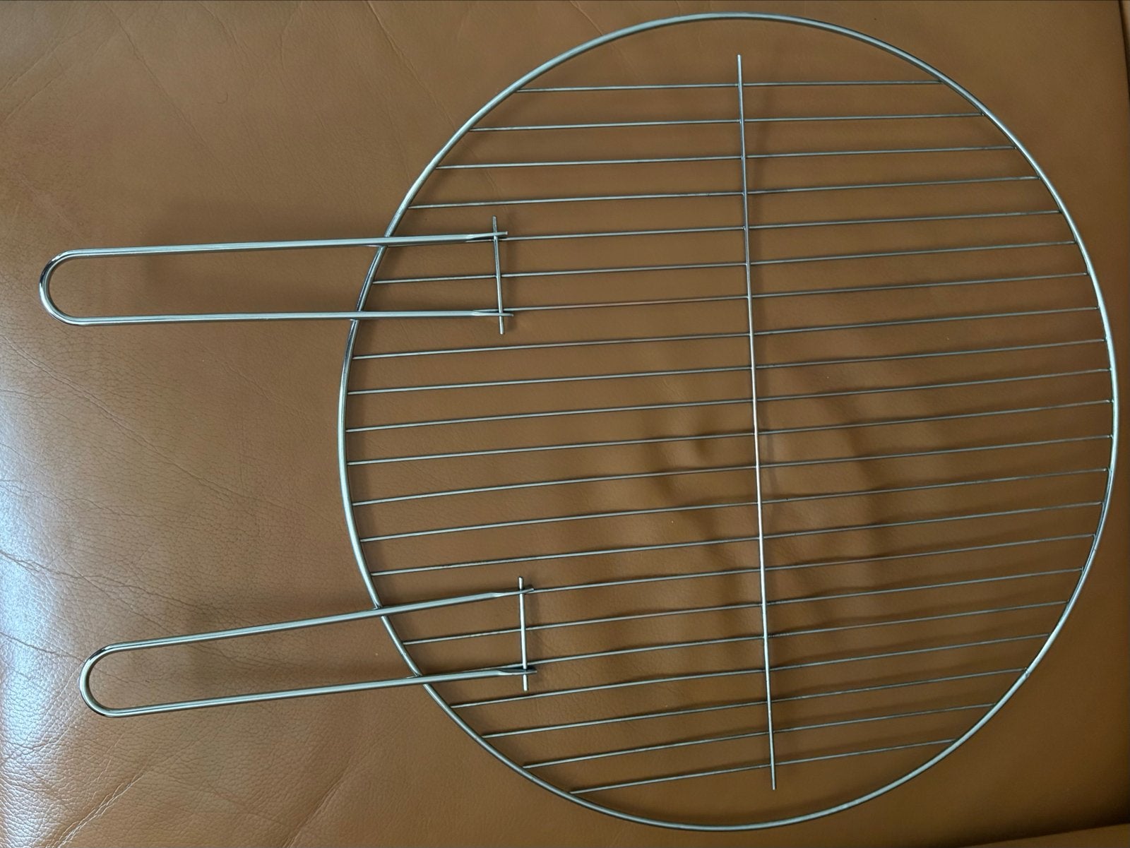 Rond BBQ rooster met handvatten - Zo goed als nieuw, Ophalen of Verzenden, Zo goed als nieuw