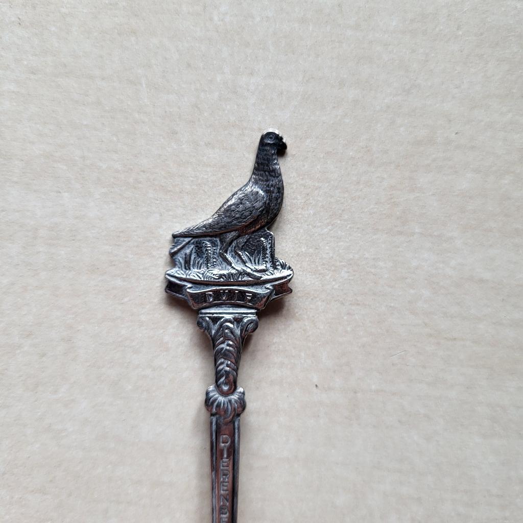 Duif Postduif Duiven lepeltje, Verzenden