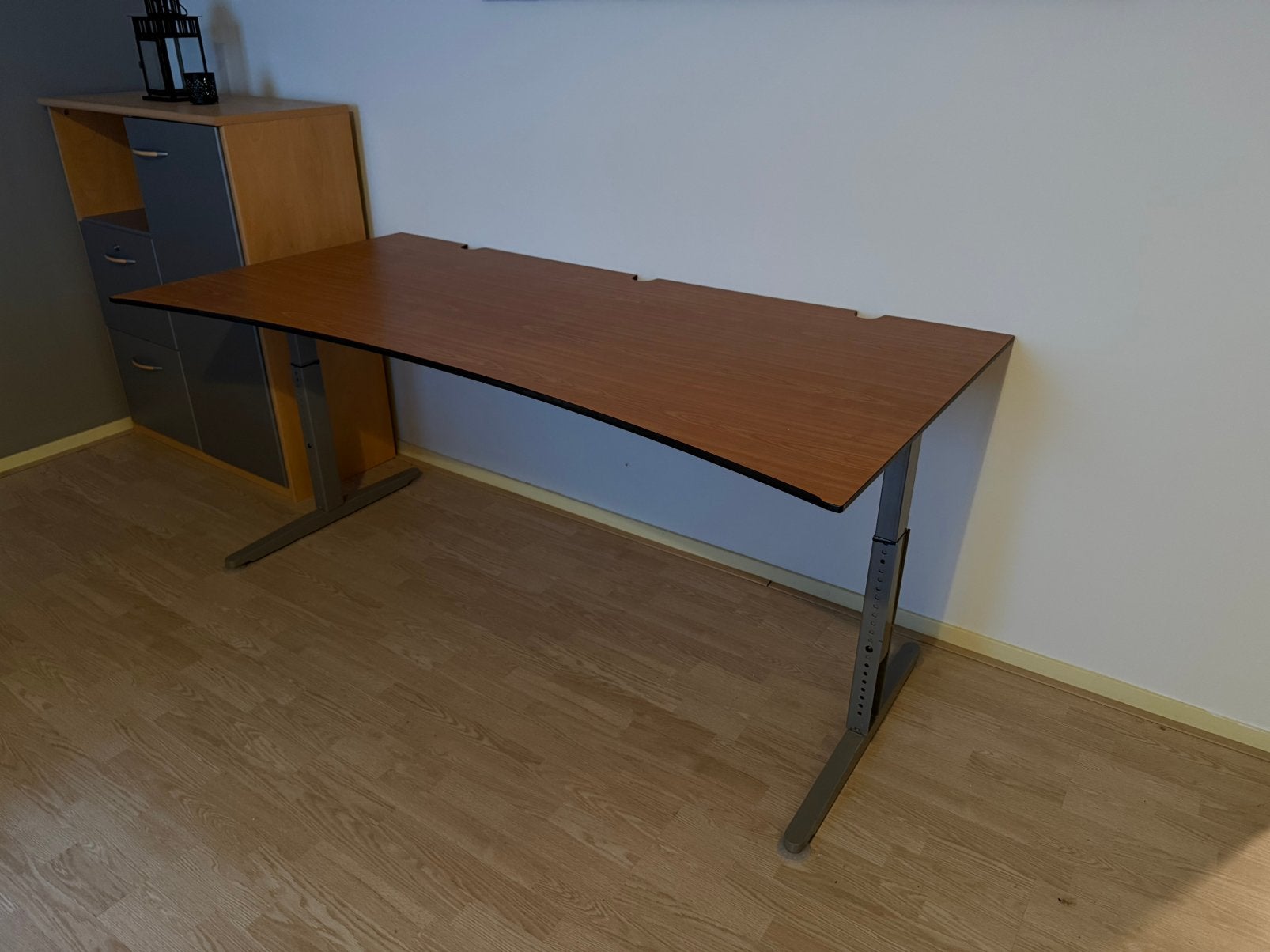 Degelijk verstelbaar bureau 180 x 90 cm, Huis en Inrichting, Bureaus, Ophalen, 90 cm, Gebruikt, 180 cm