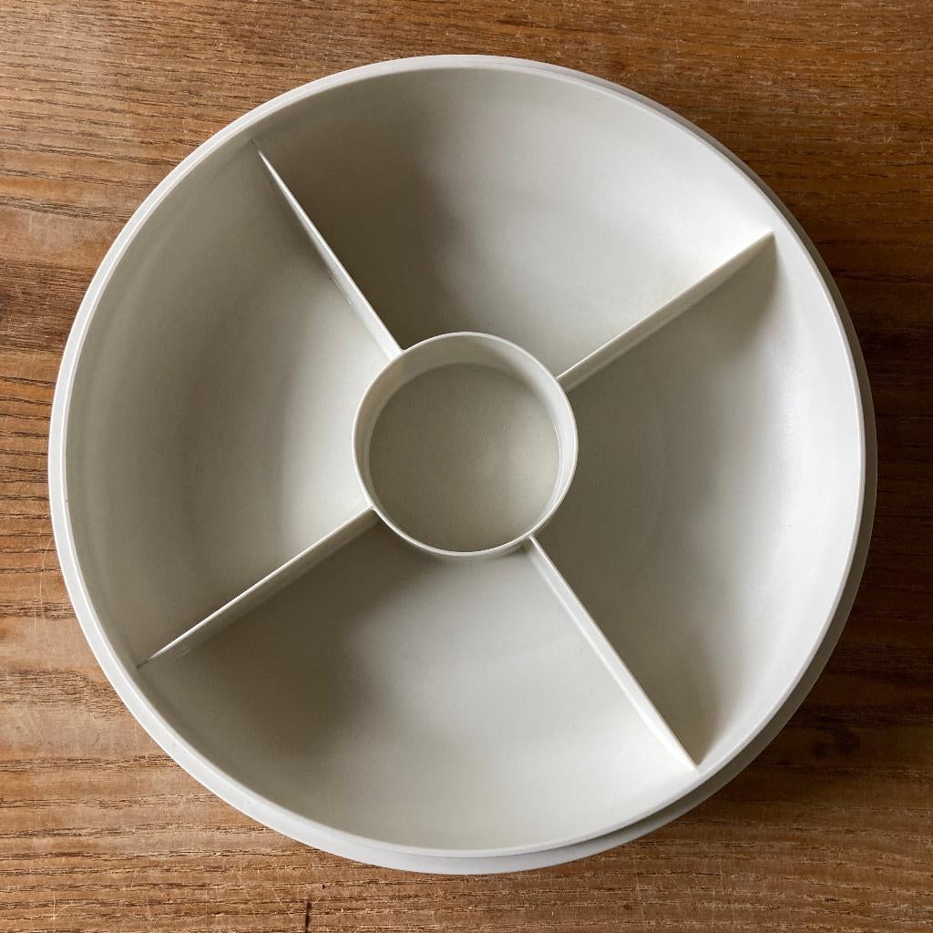 Tupperware serveerschaal (diameter 27 cm, hoogte 5 cm), Huis en Inrichting, Keuken | Tupperware, Zo goed als nieuw, Schaal, Crème