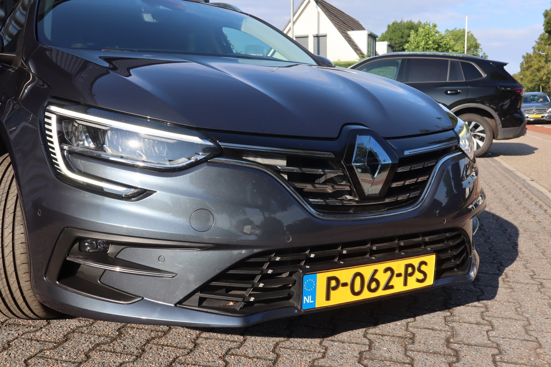 Renault Mégane Estate 1.6 E-Tech Plug-In Hybrid 160 Intens, Auto's, Automatische klimaatregeling, 77 km/l, Gebruikt, 4 cilinders