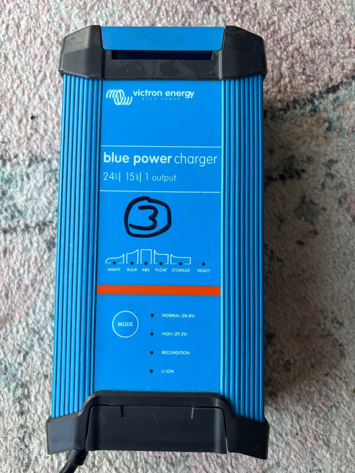 Victron Energy Blue Power Charger 24V 15A, Gebruikt, Overige automerken