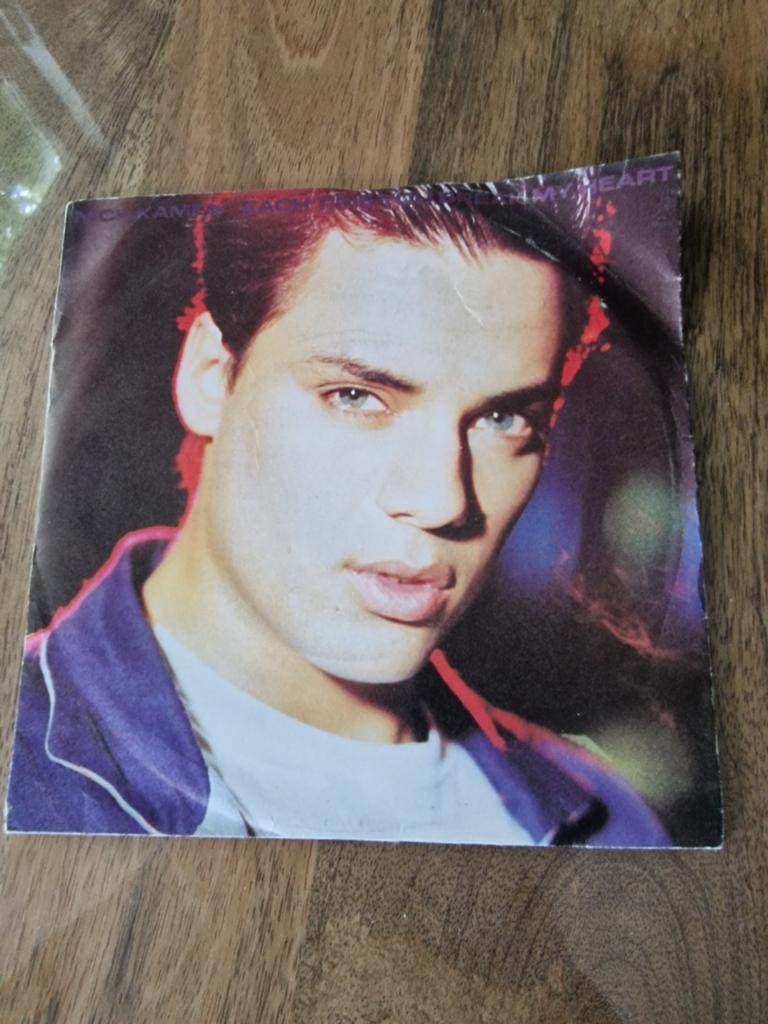 Nick Kamen - Each Time You Break My Heart Single, Gebruikt, Fotohoes, 7 inch, Ophalen of Verzenden