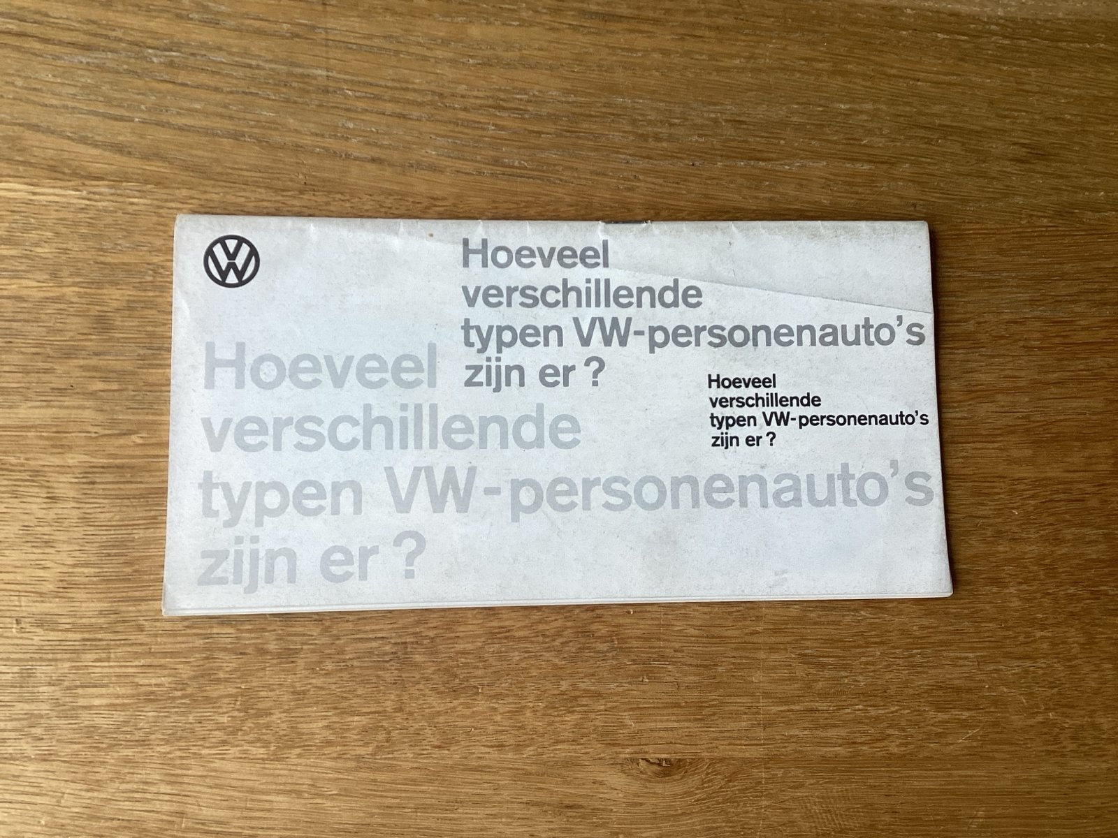 VW brochure 1965 Hoeveel verschillende typen VW zijn er ?, Ophalen of Verzenden, Gelezen, Volkswagen