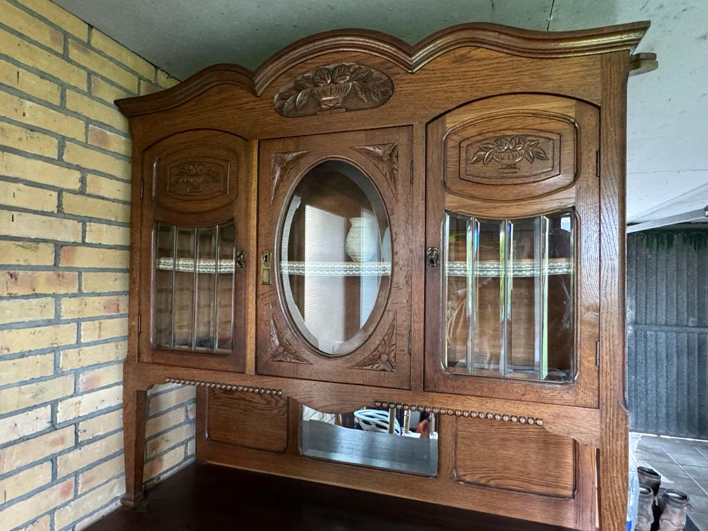 Antiek Eiken Dressoir met Vitrinekast - Prachtig Houtsnijwer, Antiek en Kunst, Antiek | Meubels | Kasten, Ophalen