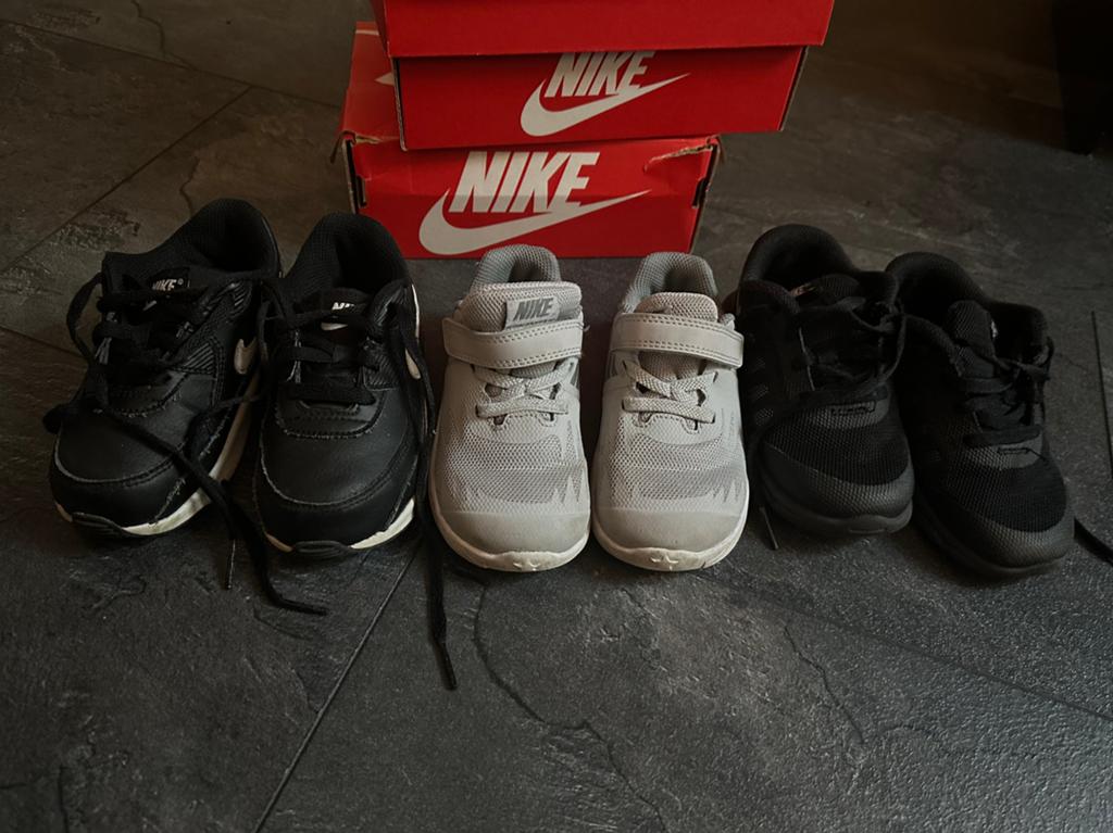 3 nike schoenen maat 25 gebruikt, Ophalen, Zo goed als nieuw, Jongetje, Schoentjes