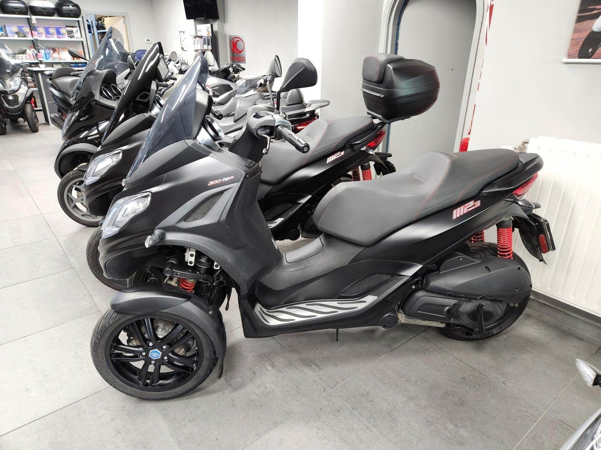 Piaggio MP3 300 HPE SPORT 2020 RIJKLAAR GARANTIE, Bedrijf, Overig