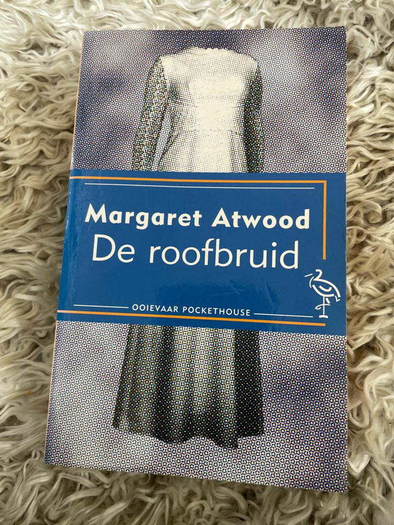 De Roofbruid - Margaret Atwood (Ooyevaar Pocket), Ophalen of Verzenden, Gelezen, Nederland