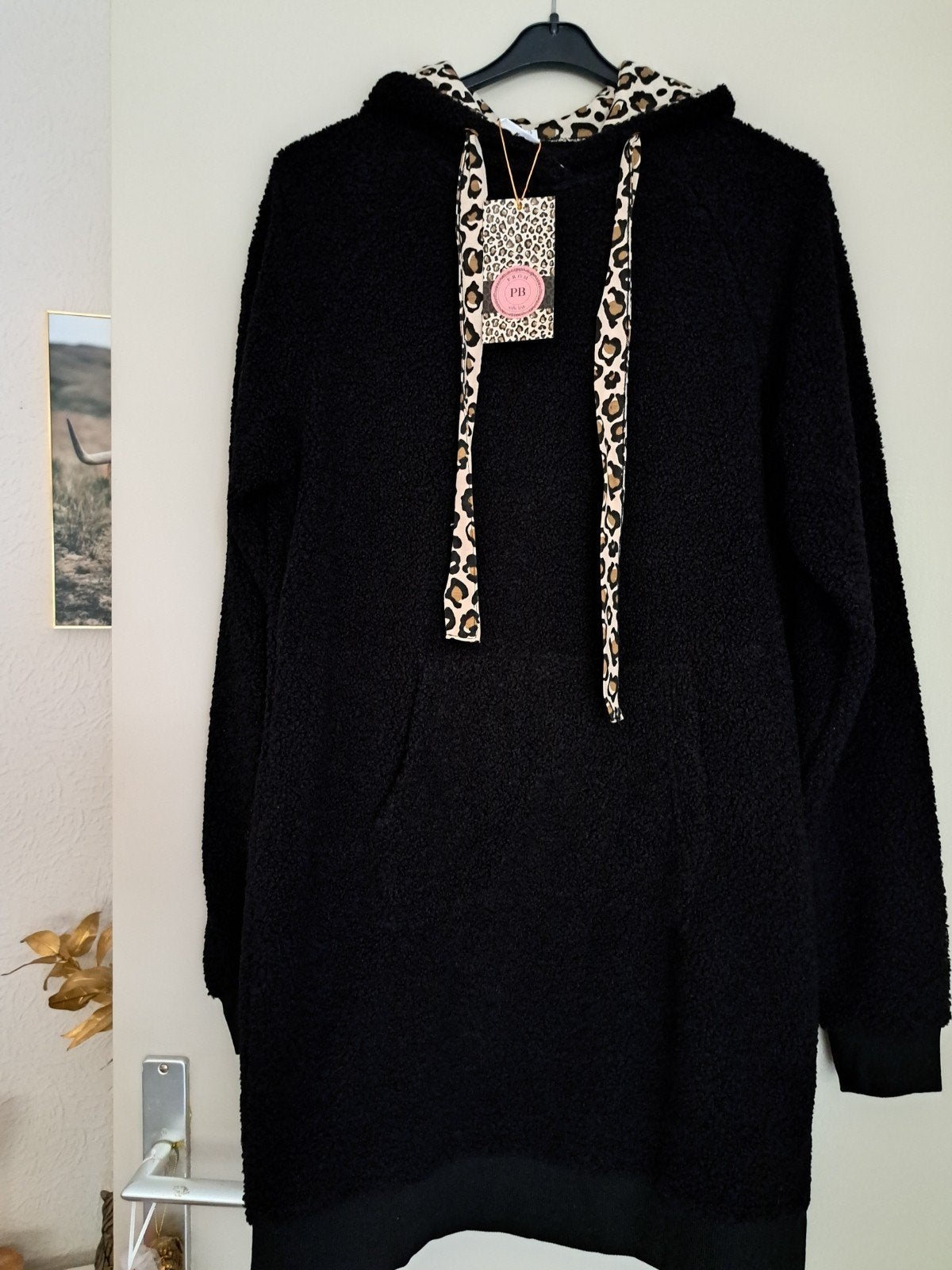 Zwarte teddy hoodie jurk met luipaardprint details, Kleding | Dames, Zwart, Nieuw, Ophalen of Verzenden, Maat 36 (S)