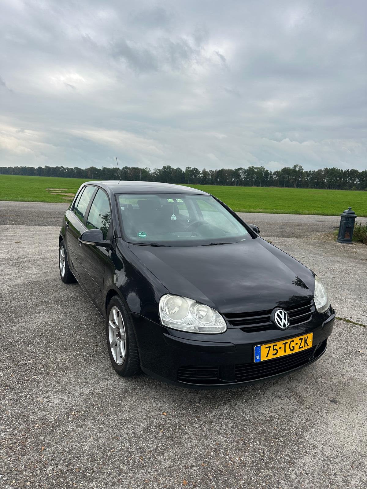 Volkswagen Golf 1.6 16V FSI 85KW 5D 2006 Zwart, Voorwielaandrijving, 1195 kg, 4 cilinders, 620 kg