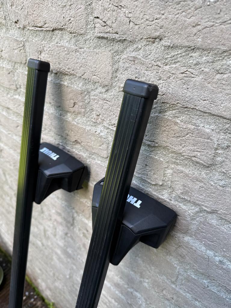 Thule dakdragers BMW 5-Serie Touring G31 | Compleet, Ophalen, Gebruikt