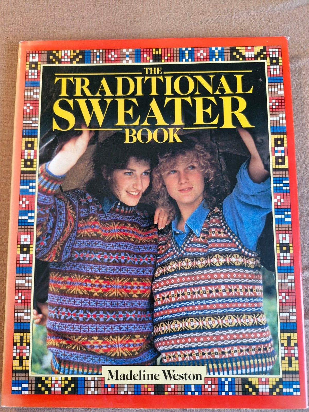Engels breiboek: The Traditional Sweater Book, Ophalen of Verzenden, Gelezen, Breien en Haken, Madeline Weston