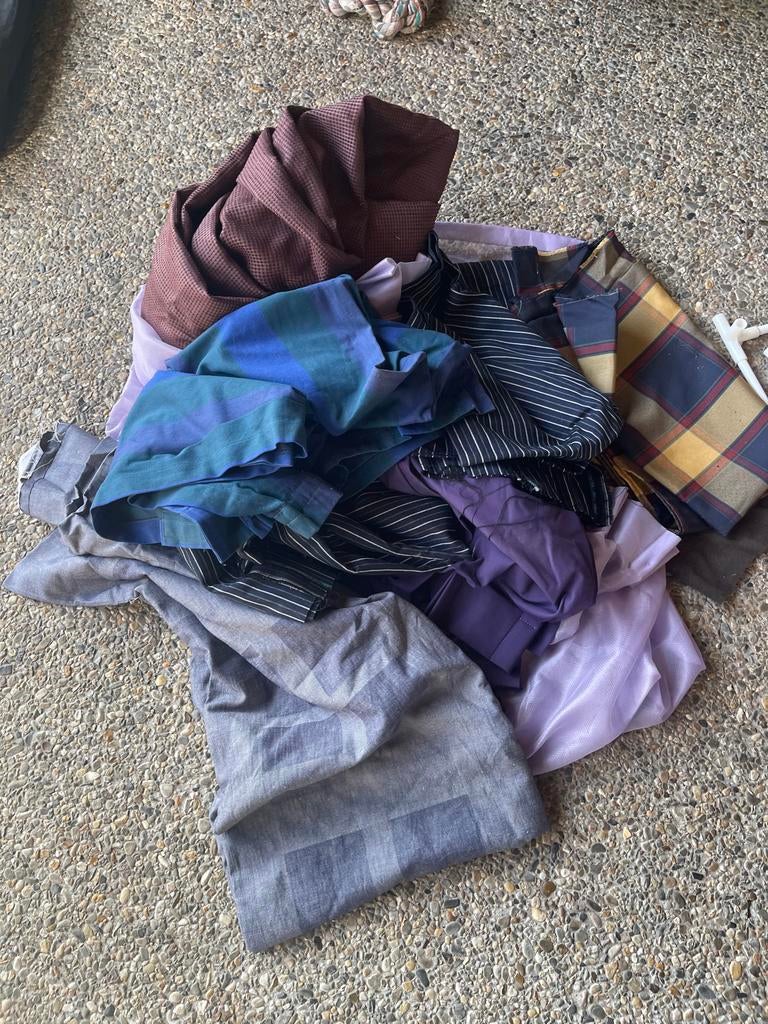 Stapel stoffen voor naaien en gordijnen, Hobby en Vrije tijd, Stoffen en Lappen, Overige materialen, Gebruikt, Overige kleuren