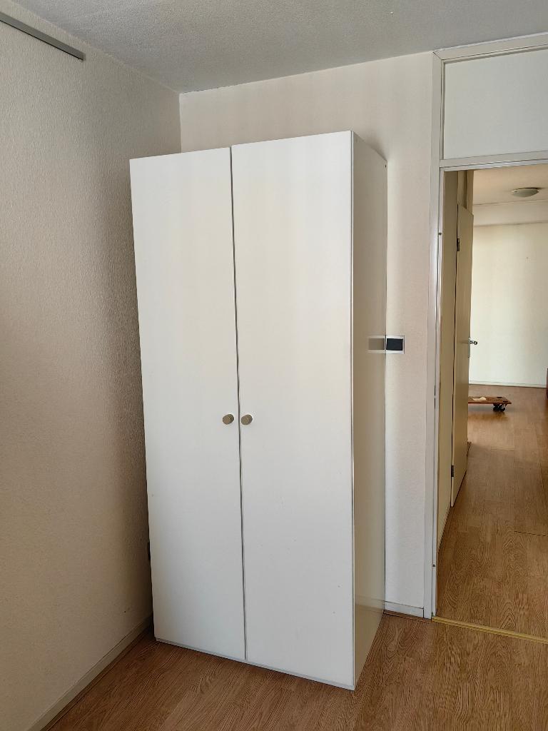 Kast, Ophalen, Met deur(en), Gebruikt, 200 cm of meer