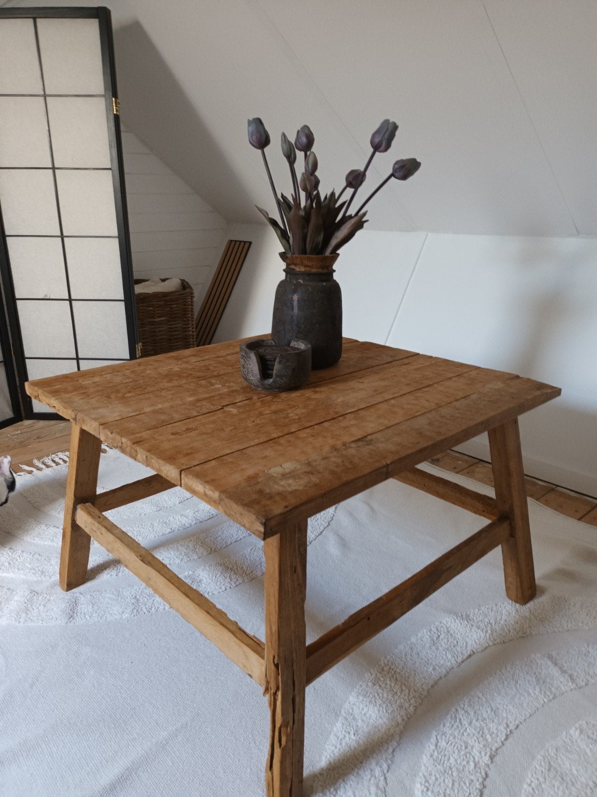 Robuuste houten salontafel, Huis en Inrichting, Tafels | Salontafels, Ophalen, 50 tot 100 cm, 50 tot 100 cm, 5 – 50