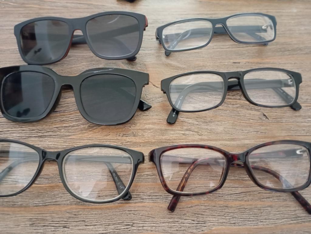 6 BRILLEN STERKTE -2 CYL1,25 NU SLLES 35€ ZIE FOTO,S., Ophalen of Verzenden, Overige kleuren, Overige merken
