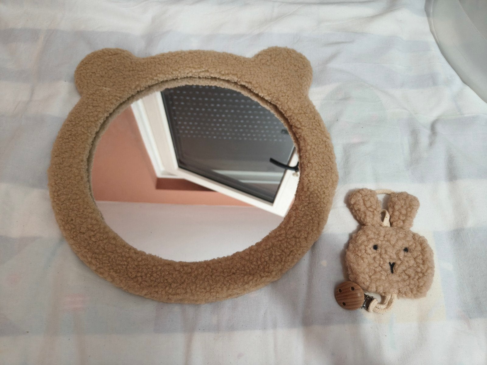 Mooie baby spiegel en hanger met teddy stof, Ophalen of Verzenden, Zo goed als nieuw