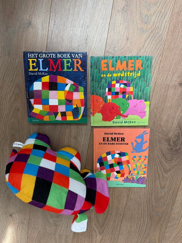 Elmer boeken en knuffel, Ophalen, Zo goed als nieuw