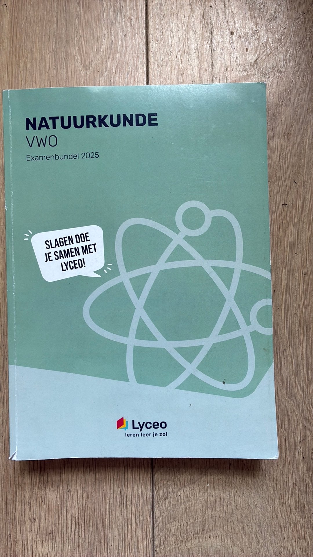 Natuurkunde VWO examen bundel 2025 Lyceo, Boeken, Ophalen of Verzenden, Zo goed als nieuw, VWO, Natuurkunde