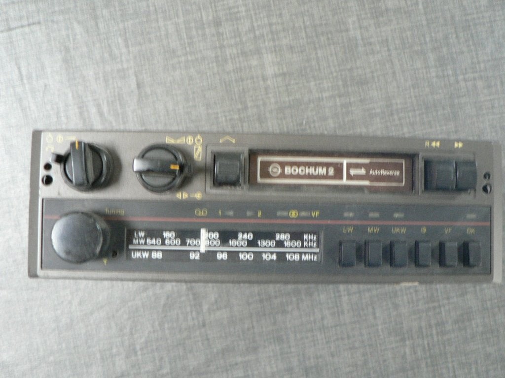 OPEL BOCHUM 2 AUTO RADIO CASSETTE RECORDER 12 VOLT, Auto diversen, Ophalen of Verzenden, Gebruikt