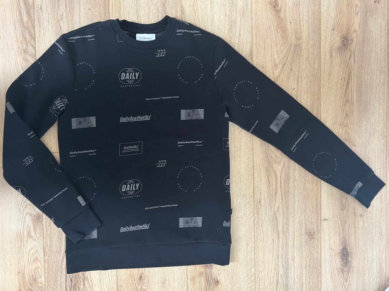 NIEUW stoere Daily Aesthetikz sweater trui zwart XS 176, Kinderen en Baby's, Ophalen of Verzenden, Nieuw, Jongen, Trui of Vest