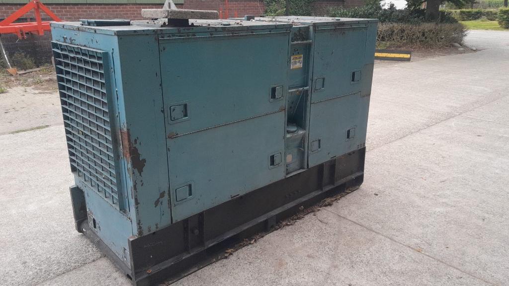 62,5 Kva ONAN aggregaat Cummins, Ophalen, Gebruikt, Elektrisch startend, Dieselolie