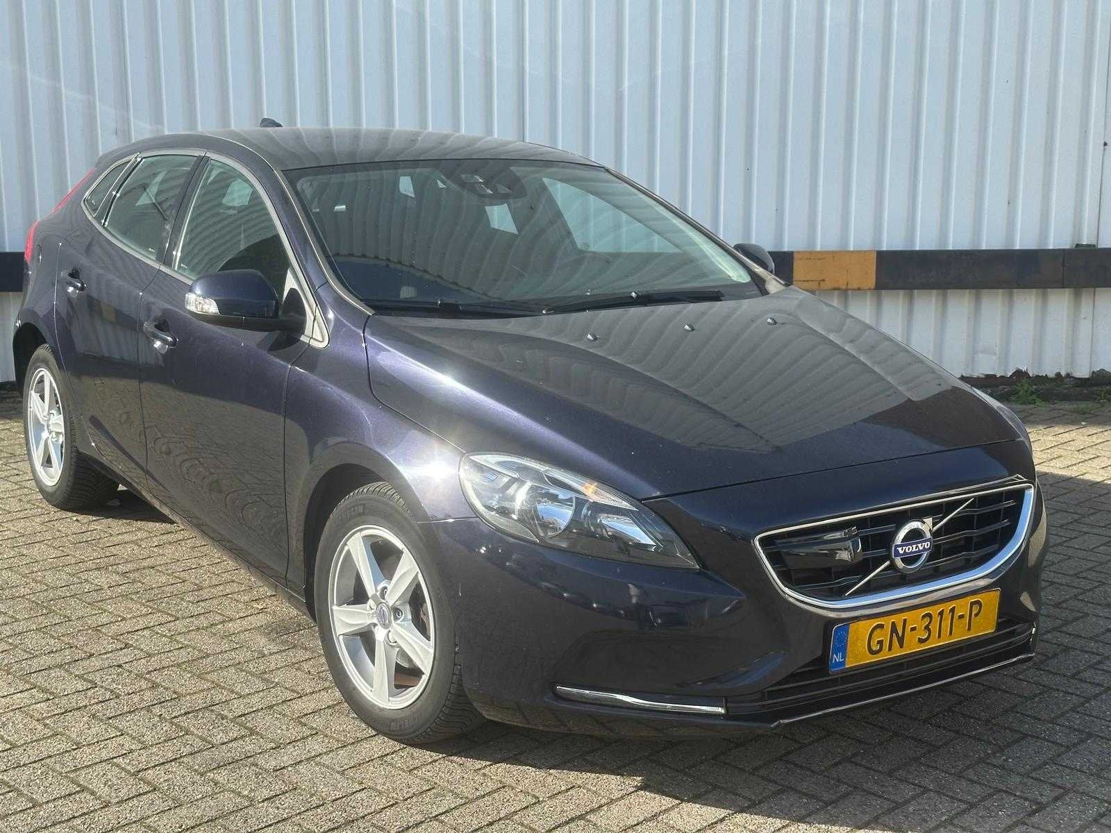 Volvo V40 2.0 D2 Kinetic Bns * , GN-311-P, Voorwielaandrijving, Gebruikt, Euro 6, 4 cilinders