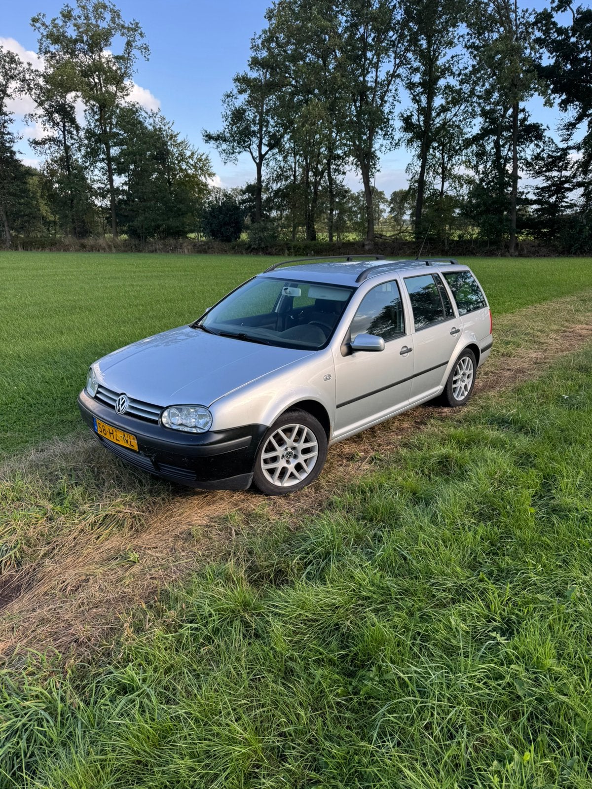 Volkswagen Golf 1.6 Variant 77KW 2001 Nieuwe APK!, 4 cilinders, Handgeschakeld, 104 pk, 57 €/maand