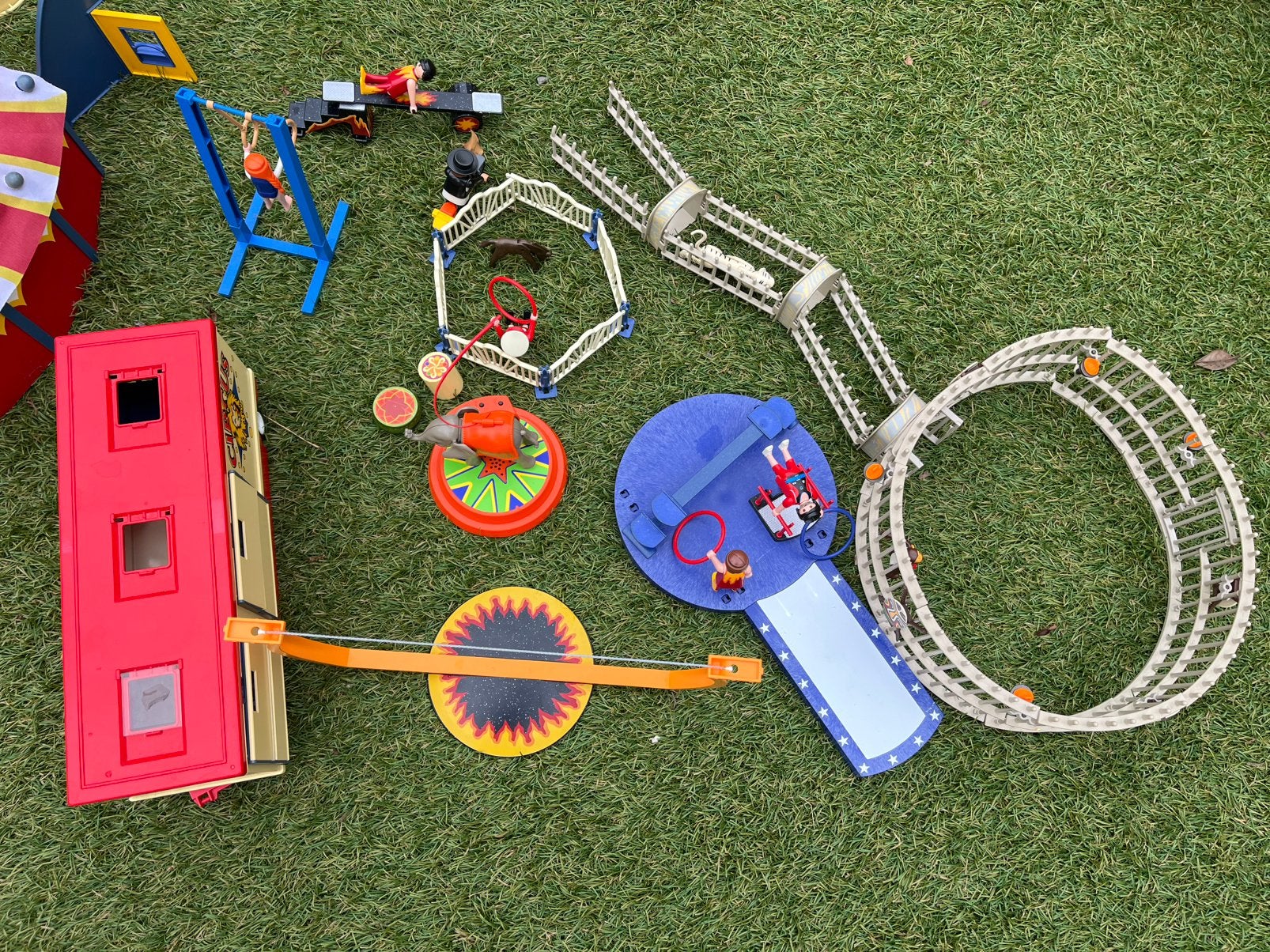 Foto 4 van Playmobile circustent 4230 en 4233