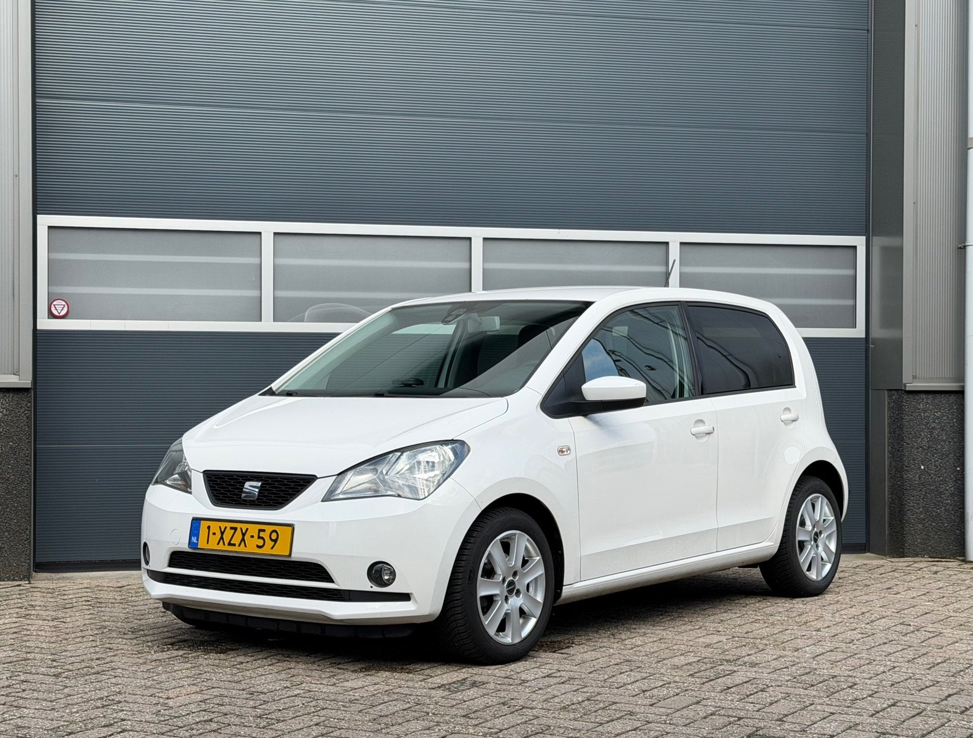 Seat Mii 1.0 Sport Dynamic bj.2015 Airco|5 Drs|Stoelverw|Nap, Auto's, Seat, Voorwielaandrijving, Euro 5, Stof, Gebruikt