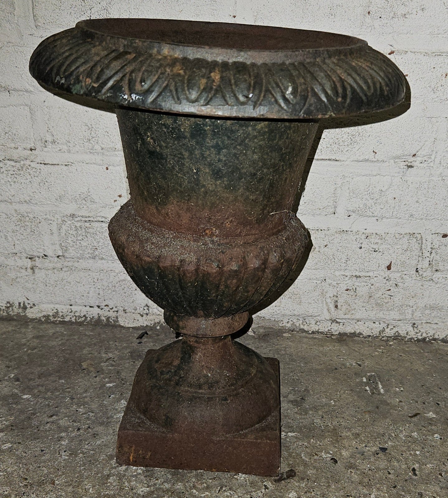 Franse Gietijzeren Louvre Vaas, Ophalen of Verzenden