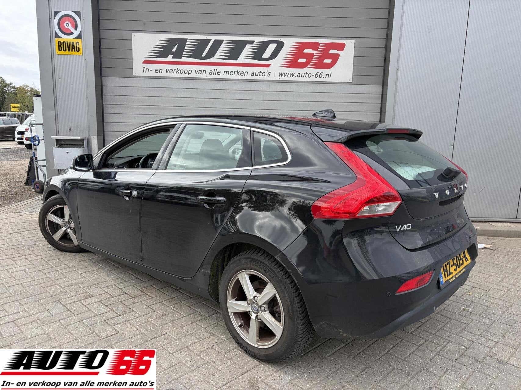 Volvo V40 2.0 D2 Kinetic, Auto's, Gebruikt, 4 cilinders, Bedrijf, Diesel
