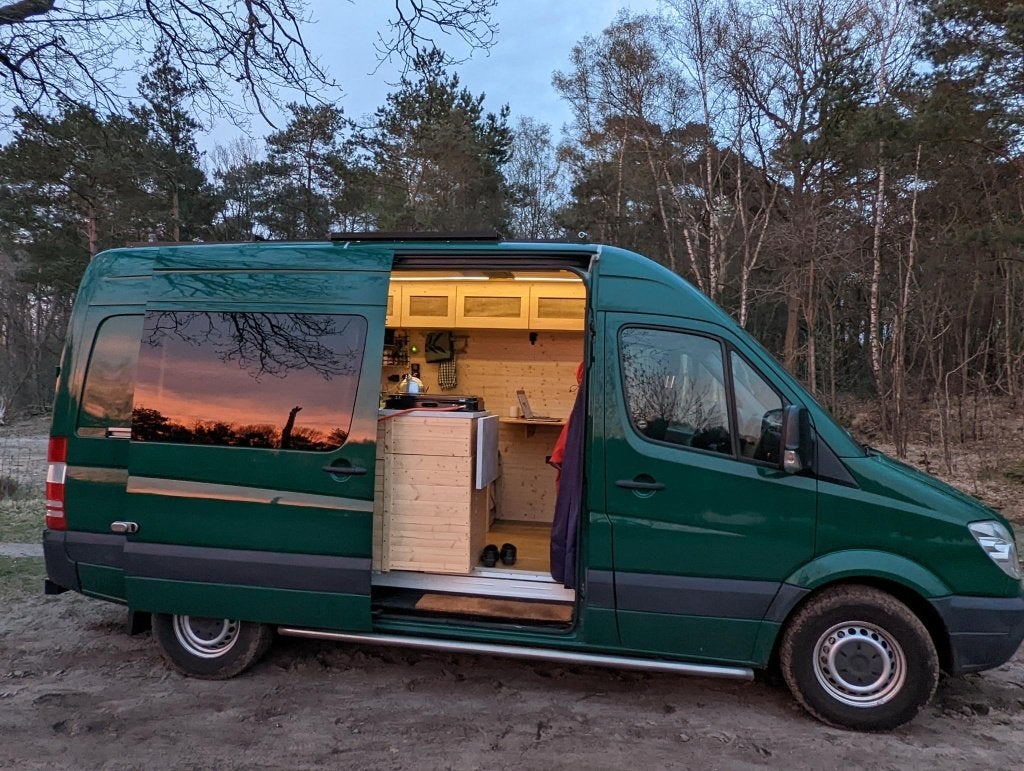Zelfbouw Camper - Sprinter L2H2 - Vertreksklaar, Overige carrosserieën, 129 pk, 2800 kg, Origineel Nederlands