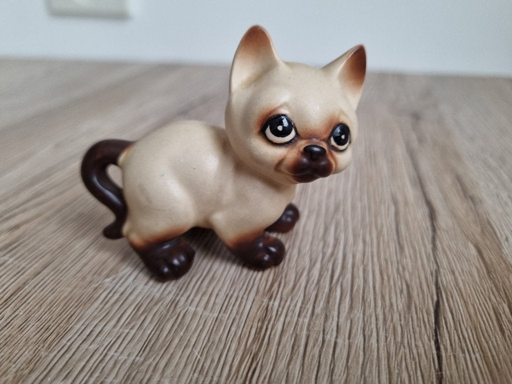 Mooi Vintage Poes Beeld Siamees Vaga International Porselein, Verzenden, Gebruikt, Hond of Kat, Beeldje of Figuurtje