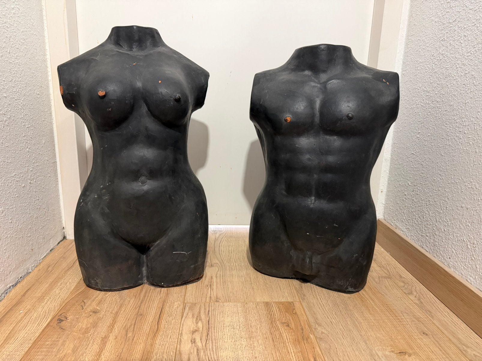 Torso man en vrouw, Ophalen, Buste, 50 - 100 cm, Zwart