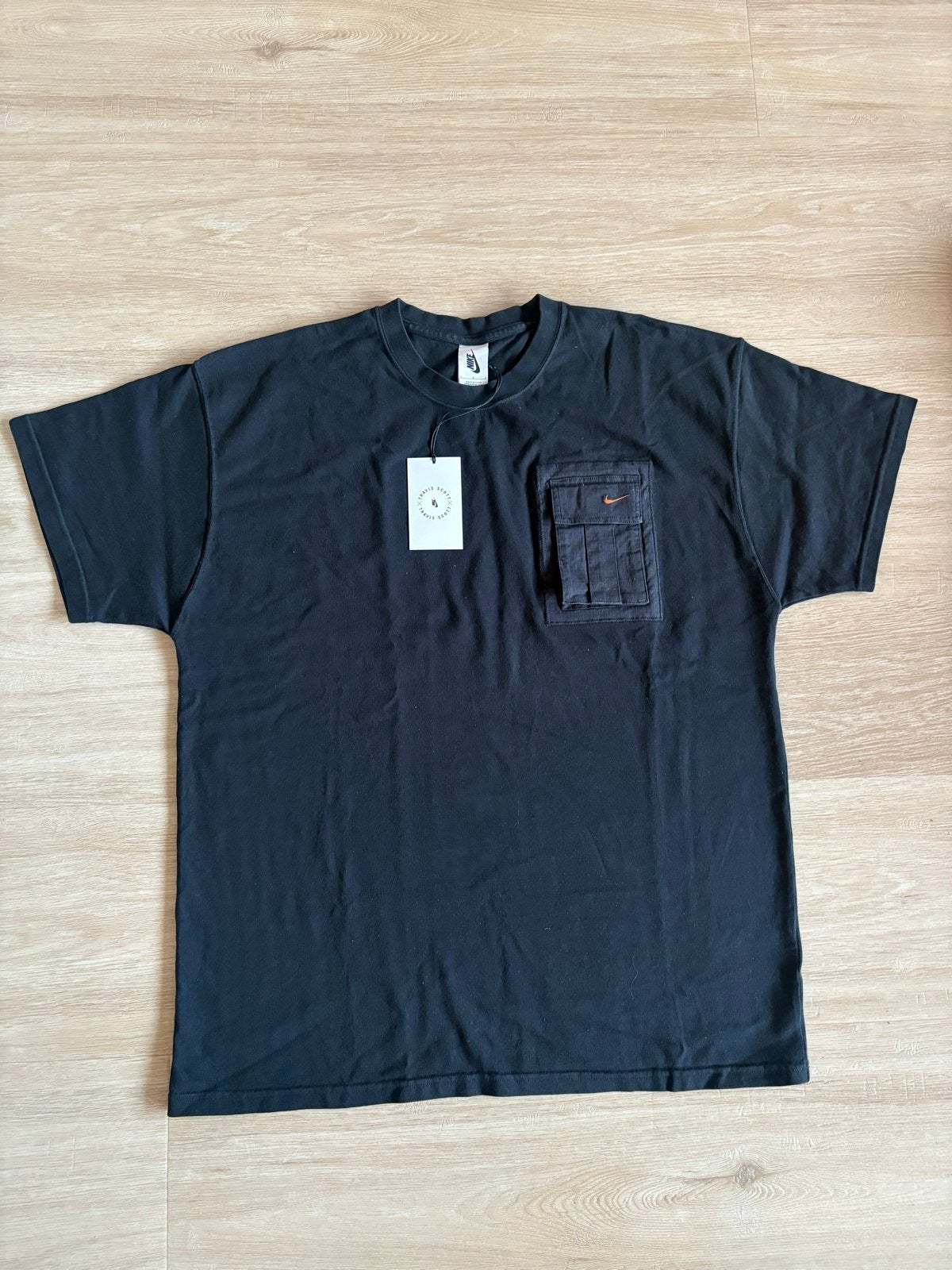 Travis Scott x Nike NRG AG Tee - Size L, Ophalen of Verzenden, Nieuw, Maat 52/54 (L), Zwart