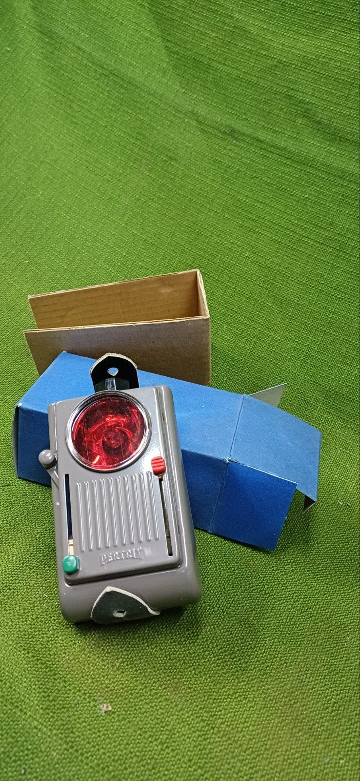 pertrix zaklamp, Verzamelen, Ophalen of Verzenden, Landmacht, Nederland