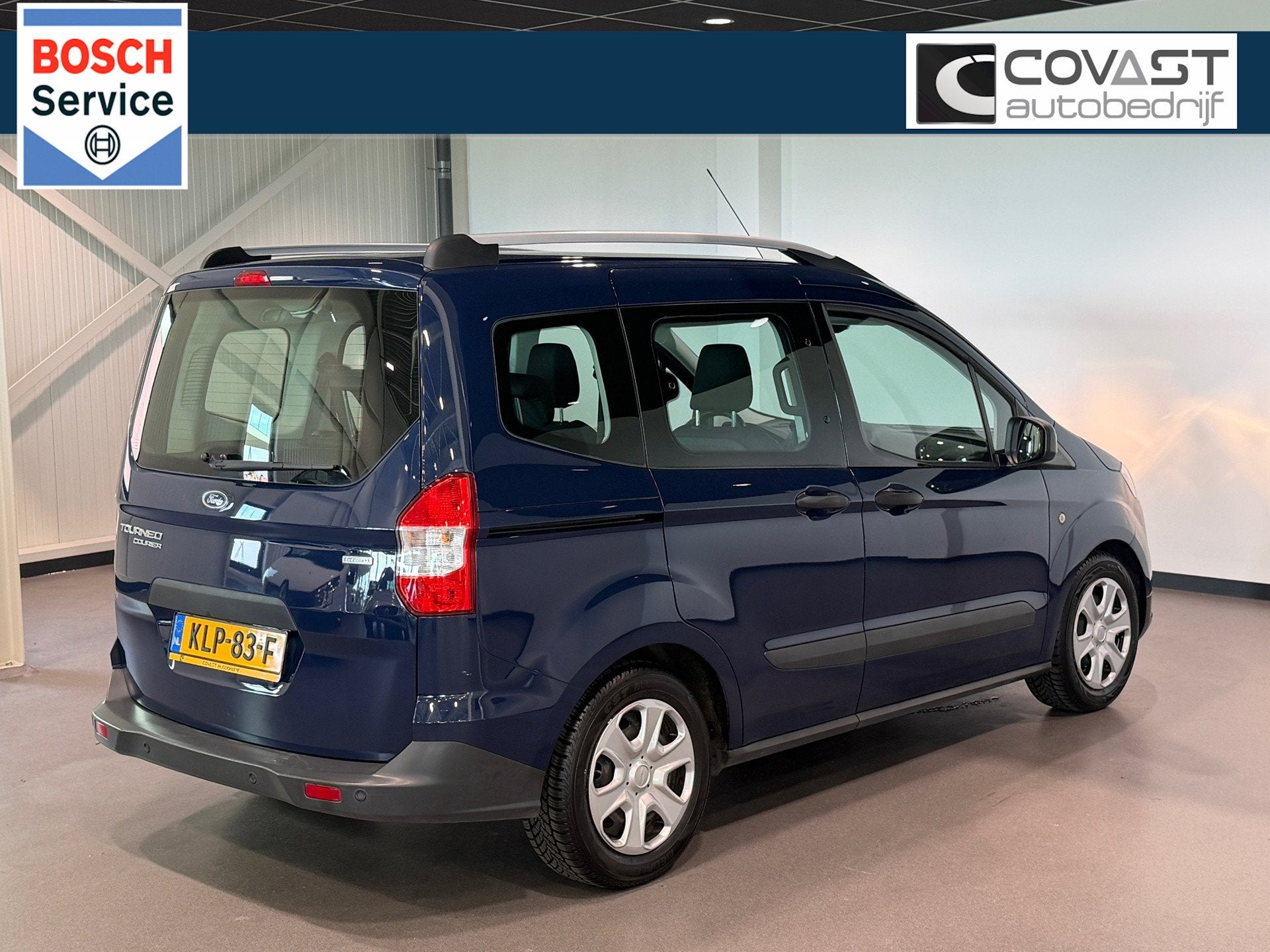 Ford Tourneo Courier 1.0 Ambiente 5P.|Airco|Stoelverw.|2xSch, Auto's, Stof, Gebruikt, Euro 6, 890 kg
